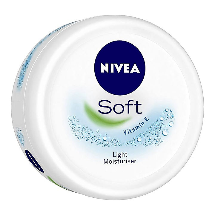 Nivea Soft Light Moisturiser : 200 ml
