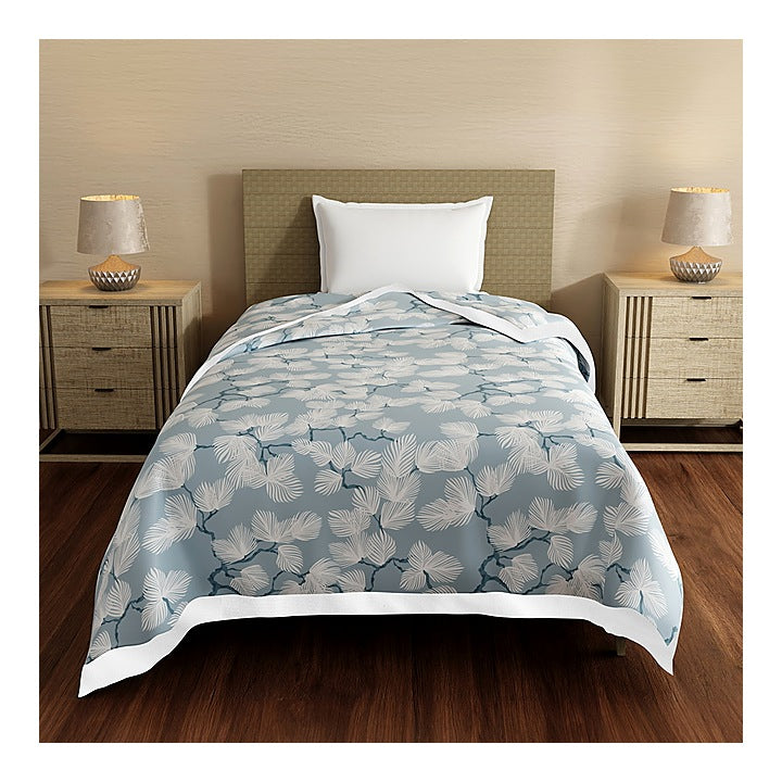 Layers Bloom Single Dohar (Blue & White) - 220 X 150 cm : 1 Unit