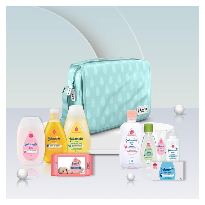 Johnson’s Baby Gift Pack with Pouch (9 Pieces)