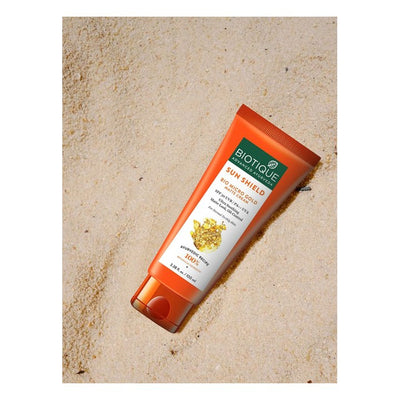 Biotique Unisex Sun Shield SPF 30 UVB/PA++ UVA Bio Micro Gold Matte Sunscreen Cream 100 ml