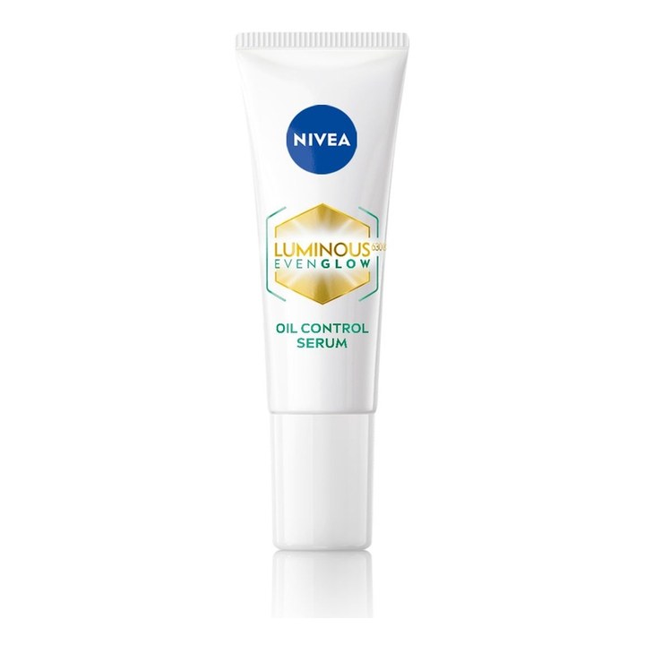 Nivea Luminous Even Glow Oil Control Serum with Thiamidol & Hyaluronic Acid for Dark Spots